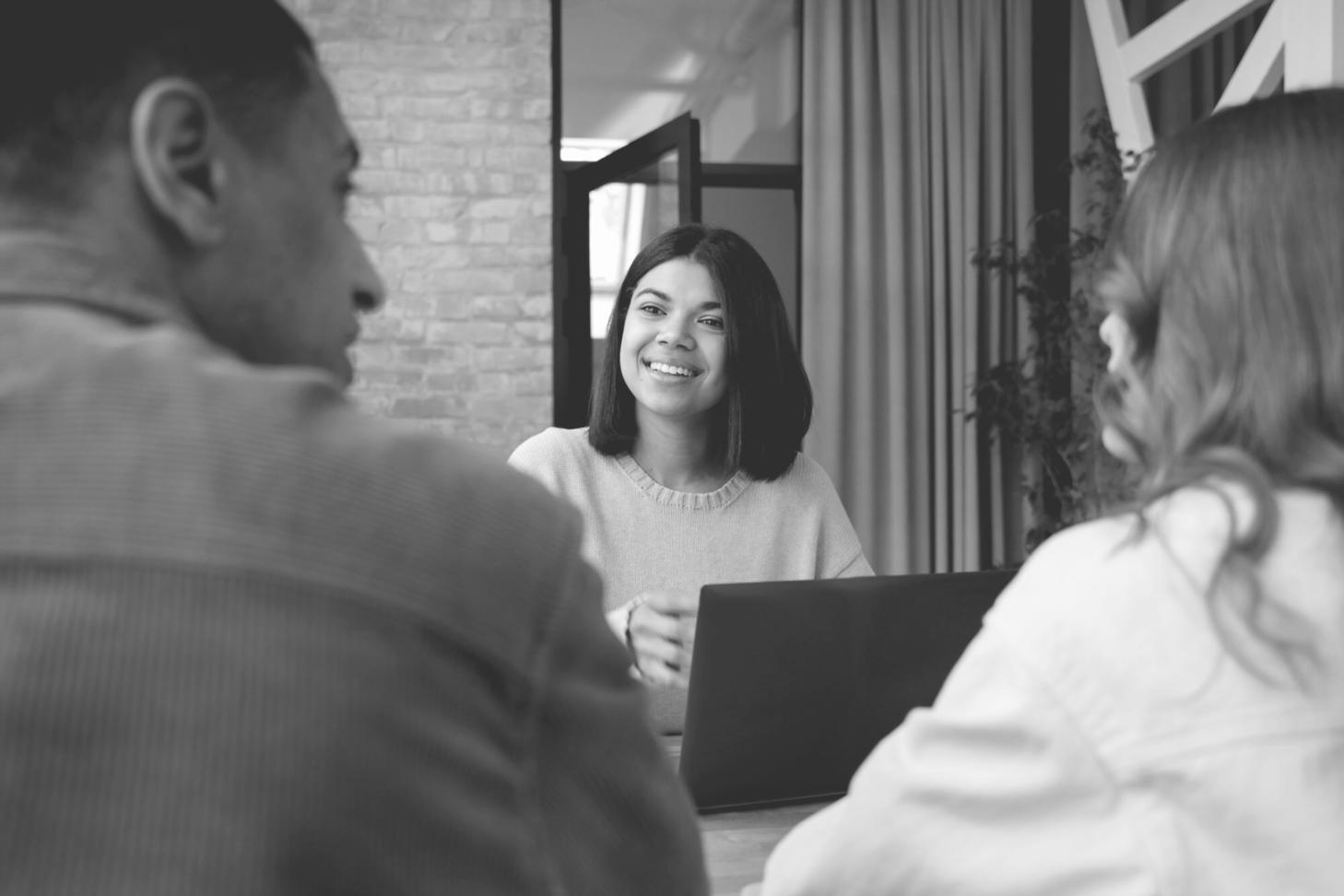 Analyse de données financières sur écrans multiples